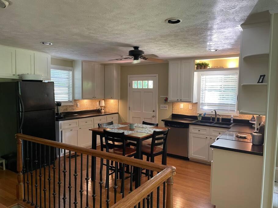 Villa Cozy, Lake Lanier Property With Amazing Views Dawsonville Exterior foto